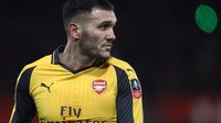 Ex-Arsenal star Lucas Perez diagnosed with tuberculosis just a month after joining PSV as Spanish winger faces long period out including up to four weeks in isolation | Goal.com Nigeria