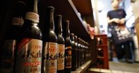Japan beverage firm Asahi restarts operation at all domestic beer plants - The Mainichi