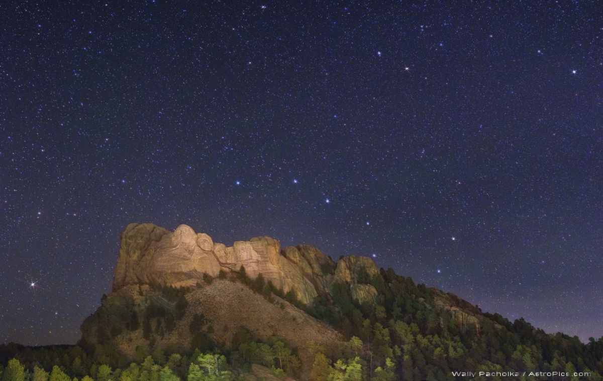 Mount Rushmore's Starry Night