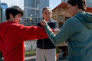 Karatê Kid: Lendas Revives Franchise With Fresh Talent