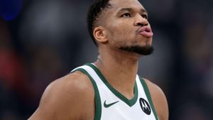 Bucks Fall To Blazers As Lillard Returns To Portland