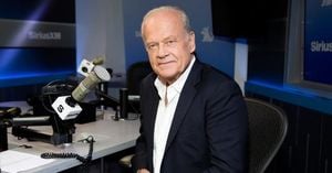 Kelsey Grammer Reflects On Sister's Murder In New Memoir