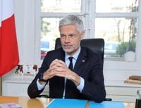 EXCLUSIF - Laurent Wauquiez : «Enfermons les OQTF à Saint-Pierre-et-Miquelon»