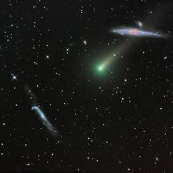  Comet Leonard and the Whale Galaxy 