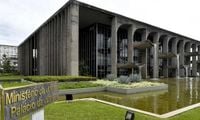 Governo Lula descarta pedido dos Estados Unidos para classificar PCC e CV como grupos terroristas - Diário do Grande ABC