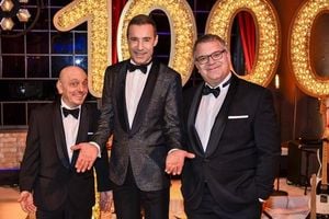 Elton Departs From ARD Quiz Show After Ten Years