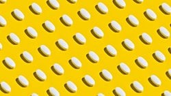 Şiddetli Olmayan Depresyon Tedavisinde Egzersiz, Antidepresanlar ve Bunların Kombinasyonunun Karşılaştırmalı Etkinliği: Randomize Kontrollü Çalışmaların Sistematik Bir İncelemesi ve Ağ Meta-analizi