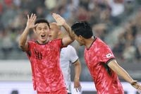 주민규 추가골…홍명보호 중국전 전반 2-0 앞서