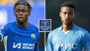 Everton Faces Crucial Transfer Decisions This Summer