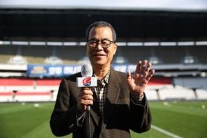 Legendary Soccer Caster Song Jae-ik Passes Away At 83