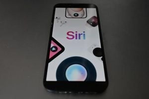 Apple Settles Siri Privacy Lawsuit For $95 Million