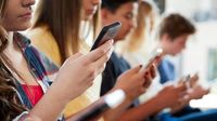Florida students face 2025-26 school year with statewide cell phone ban