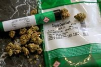 Gov. Abbott vetoes THC ban, calls upcoming special legislative session