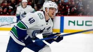 Elias Pettersson Shines As Canucks Defeat Blackhawks