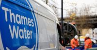 Funds run low at UK's Thames Water as rescue talks drag on