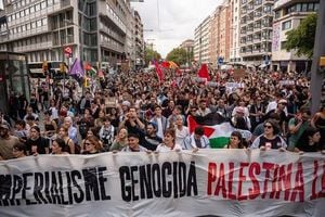 Barcelona Erupts With Mass Protests For Palestine