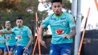 Dorival convoca 4 jogadores para Argentina x Brasil; Gerson está fora