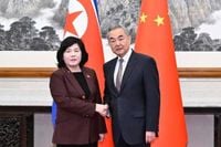 Top diplomats from China and North Korea agree to strengthen ties | News.az