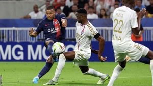 PSG Triumphs Over Lyon, Extends Ligue 1 Lead