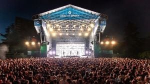 Noches Del Botánico 2025 Promises Unforgettable Summer Concerts