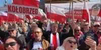 Tłumy patriotów w Zgorzelcu na proteście przeciwko nielegalnej migracji z Niemiec. ″Tu jest Polska!″ | Niezalezna.pl