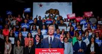 Border Patrol Agents Show Up in Force at Newsom Rally
