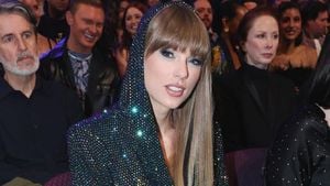 Taylor Swift And Morgan Wallen Dominate 2025 IHeartRadio Music Awards