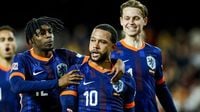 Nederland weer op achterstand tegen Spanje • Depay schoot raak vanaf de stip