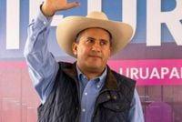 Mexican Authorities Recover Two Bodies Linked to Killing Of Mayor In Public Square