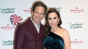 Scott Wolf And Lacey Chabert Shine Again On Screen