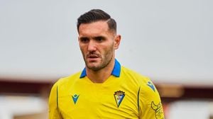 Lucas Pérez Joins PSV Eindhoven After Family Turmoil