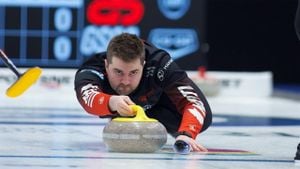 Dunstone Leads Team Manitoba To Brier Final Win