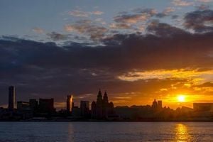 Met Office Predicts Twice Likely Hot UK Summer