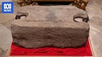 Kilt-clad Sydney man arrested after allegedly smashing Stone of Scone case