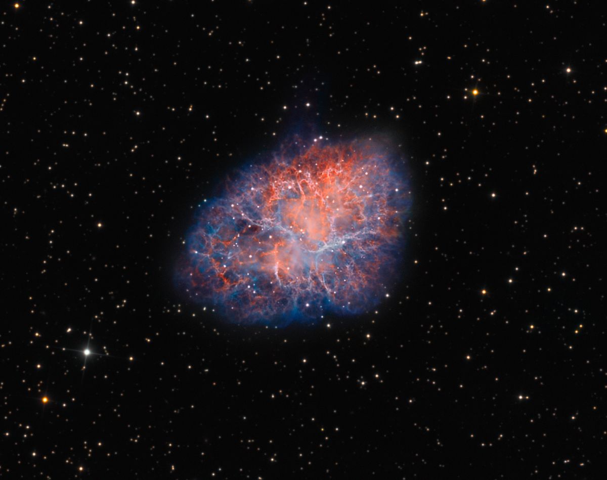  M1: The Crab Nebula 