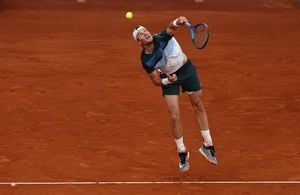 Draper Dominates Darderi In Italian Open Showdown