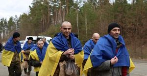 Ukraine Returns 175 Soldiers In Significant Prisoner Exchange