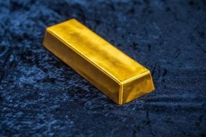 Gold Prices Surge Amid Escalating Geopolitical Tensions