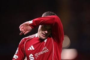 Forest And Manchester United Face Premier League Turmoil