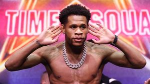 Devin Haney Wins Uninspired Fight Against Jose Ramirez