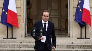 French Prime Minister Lecornu Resigns Amid Political Chaos