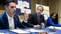 Democrats investigate FBI effort to 