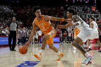 Where to watch Texas vs. Tennessee today: College football free stream