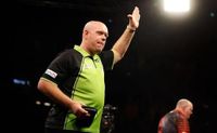 Darter Van Gerwen houdt Van Veen van titel in München