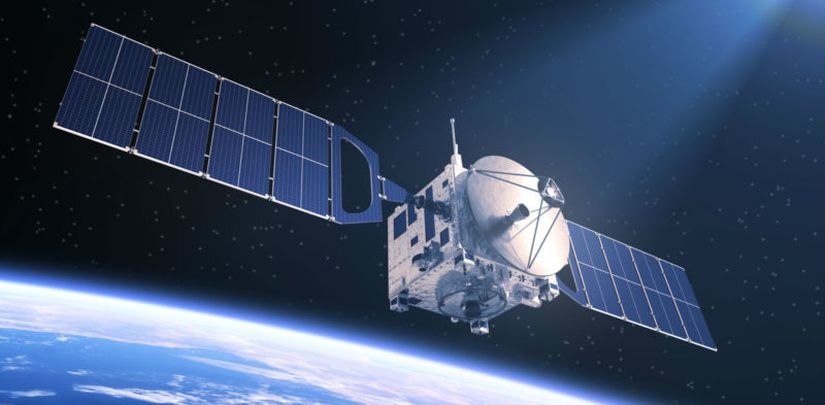 Nasa’nın uydu teknolojisi sayesinde başta Afrika olmak üzere yıllardır kuraklık çeken birçok bölgede yeraltı suları tespit edildi ve birçok insanın susuz kalmasının önüne geçilmiş olunuldu. Örneğin Kenyada yeryüzünün epey altında kalan bir su kütlesi bu teknoloji yardımıyla tespit edildi ve ülkedeki susuzluk büyük ölçüde çözülmüş oldu.