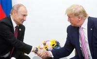 Будут обсуждать территории и ЗАЭС: Трамп сказал, когда проведет разговор с Путиным