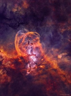 Yıldızsız Yıldız Oluşum Bölgesi NGC 3582