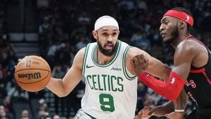 Celtics Extend Winning Streak, Defeat Raptors 111-101