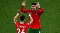 Fußball heute live im TV und LIVE-STREAM: Dänemark vs. Portugal | DAZN News AT