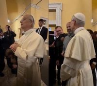 Il primo gesto di Leone XIV, va a sorpresa nel palazzo dove viveva e scherza coi fedeli: “Che giorno è?”